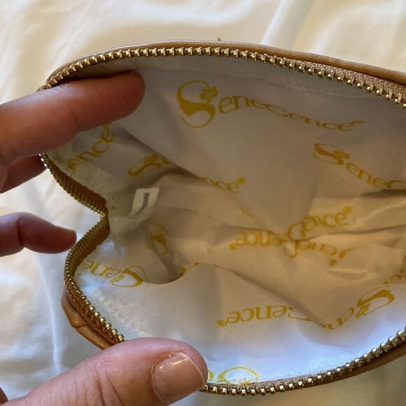 Senegence beige pebble‎ finish  - NWOT - Picture 3 of 5